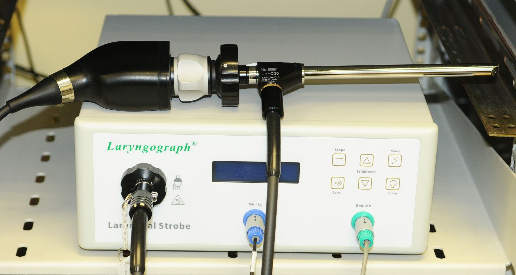 Laryngograph